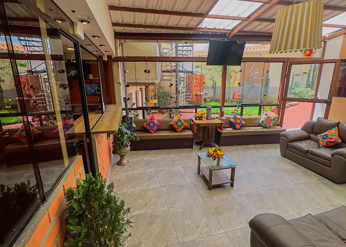 Andean Atoq Albergue
